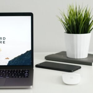Laptop displaying basic website