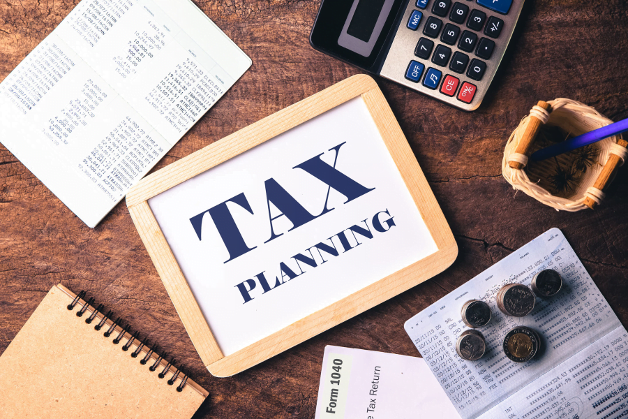 How to Pay Less Tax as a Business Owner in Canada - 9 Informative Tax Strategies to Implement Now That Save Your Hard-Earned Cash 1 tax planning
